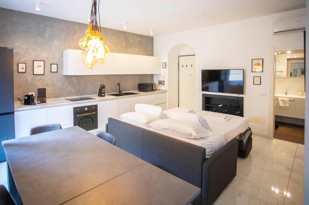 Appartement Porta Venezia - Design Con Balcone - 55mq Milaan