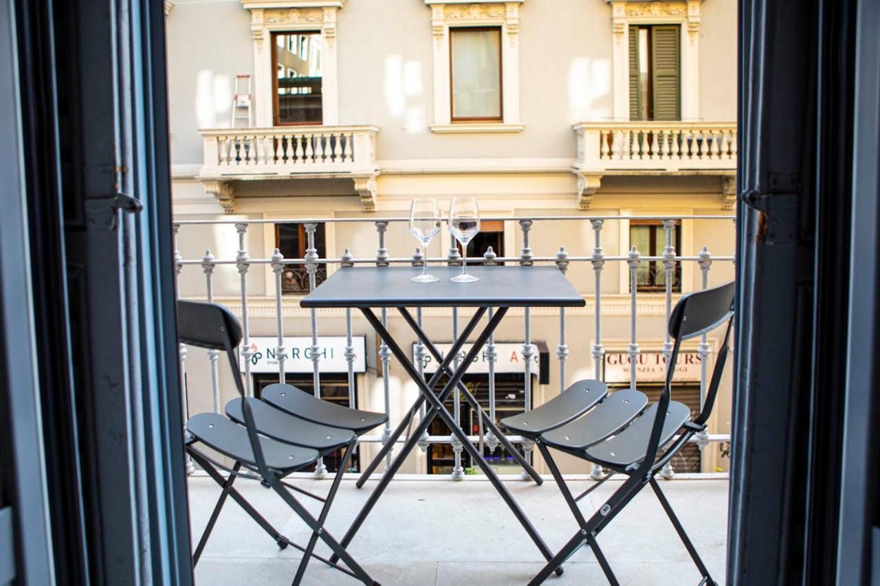 Porta Venezia - Design Con Balcone - 55mq Appartement *