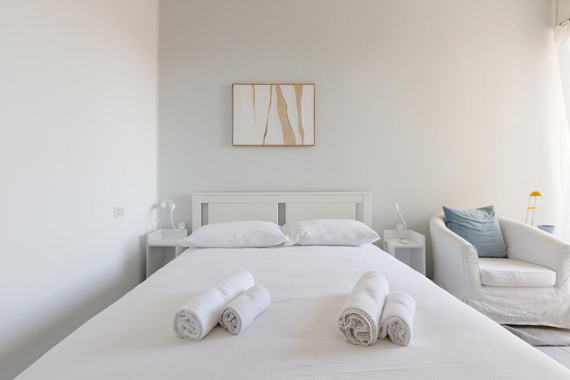 Bande Nere Mm1 - Modern With Balcony! Appartamento Milano