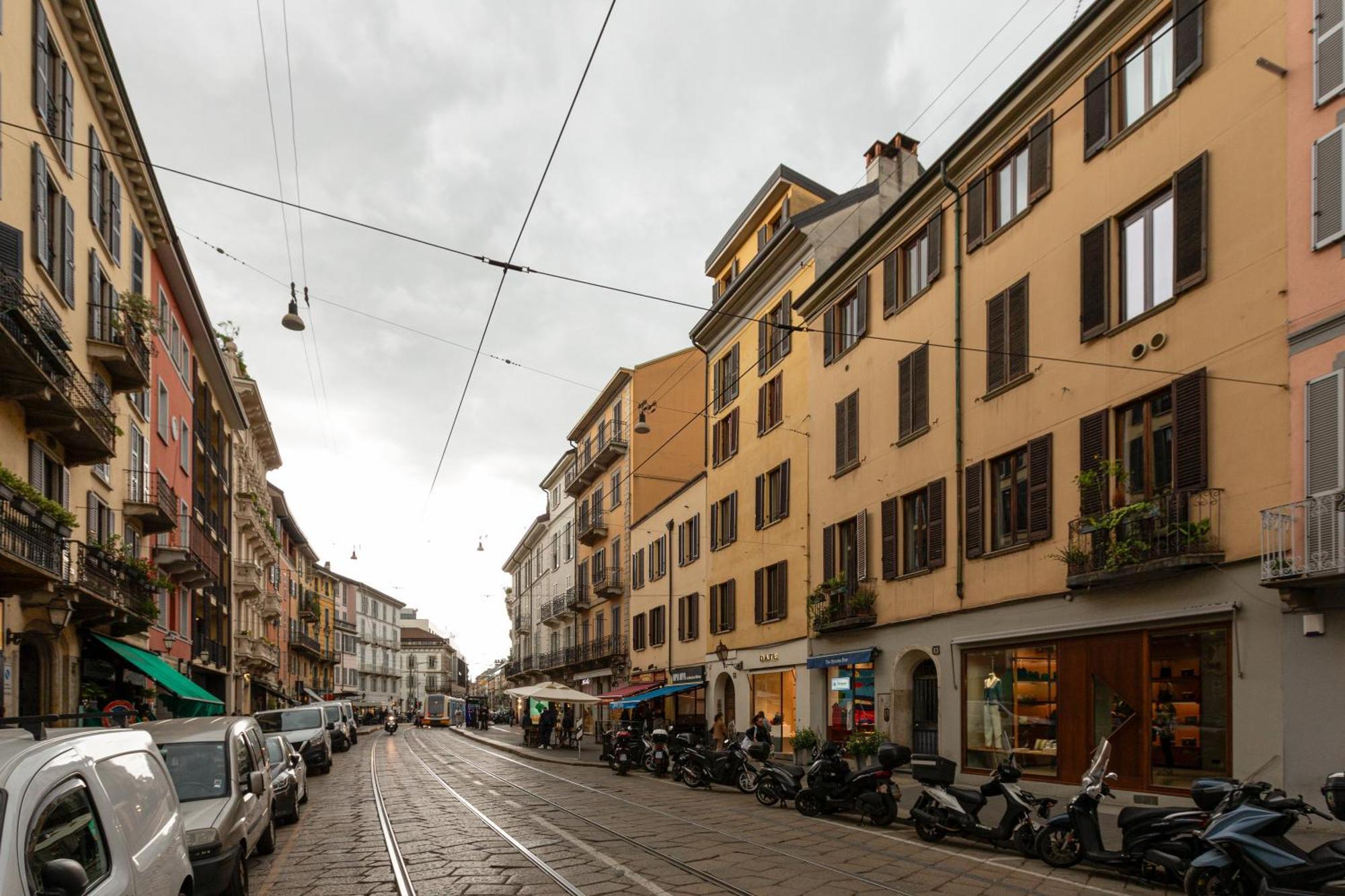 Appartamento Brera - Castello - Ampio Bilocale Centro *