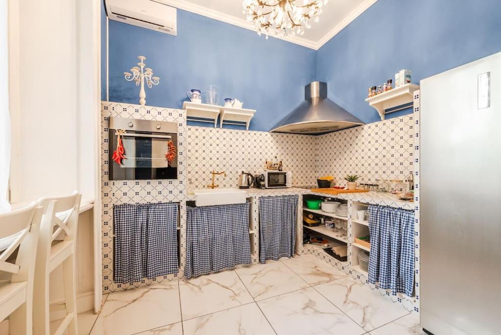 Apartment Centrale's Nest - Elegant Close To Station