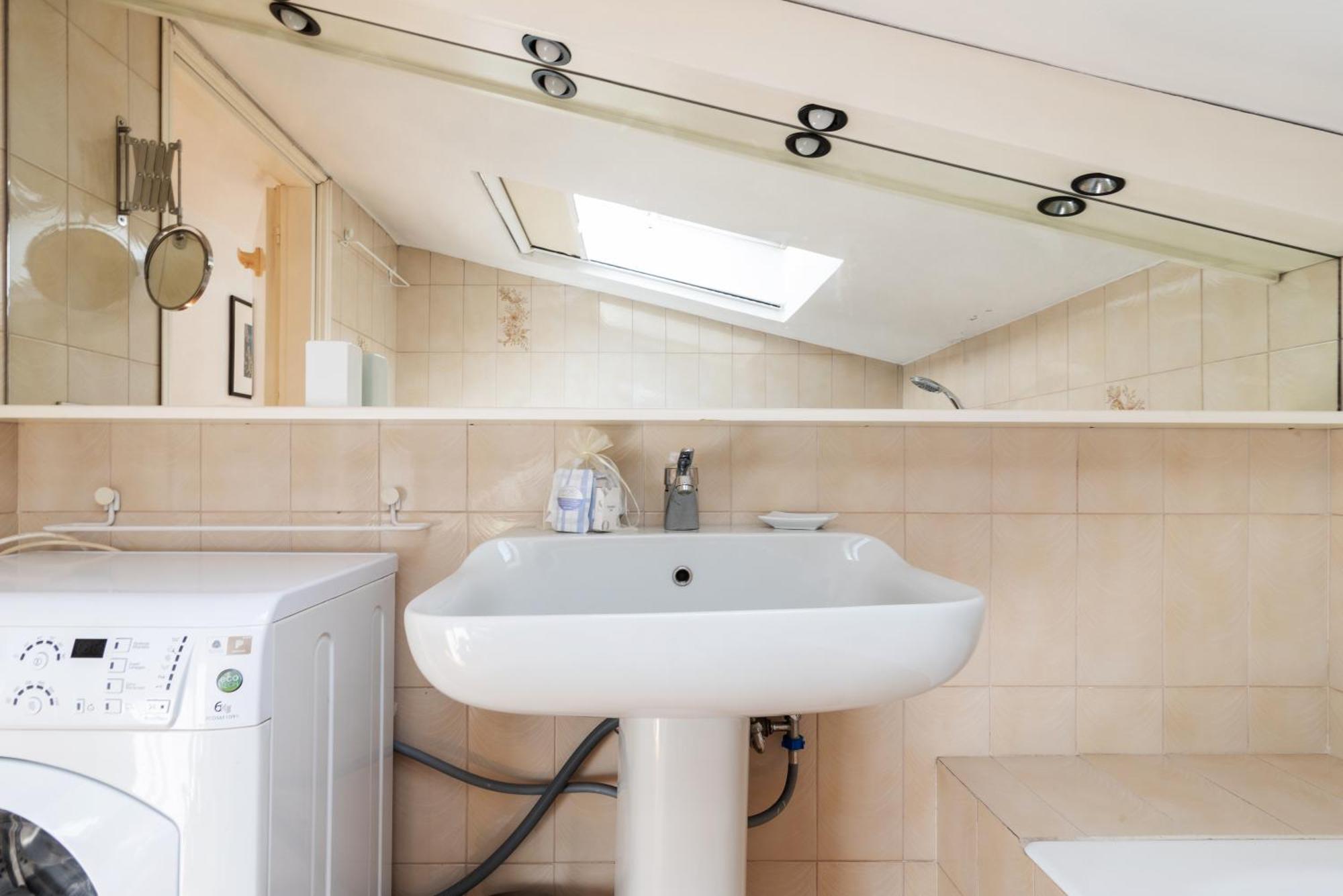 Elegante Bilocale Con Postazione Lavoro San Babila Apartment *