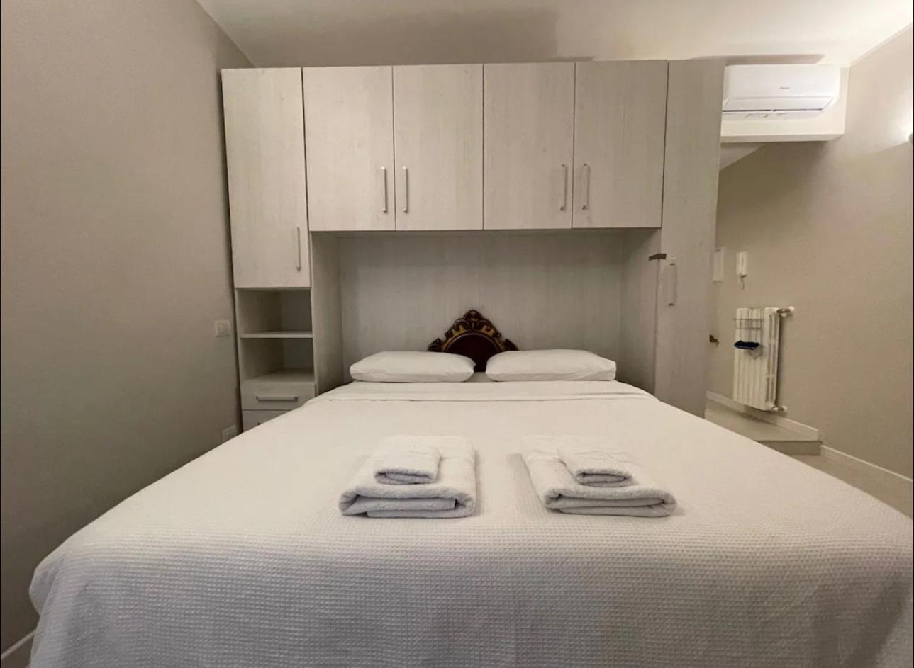 Regina In Sky Santa Giulia - Sky Tv, Wifi E Breakfast Box Lejlighed *