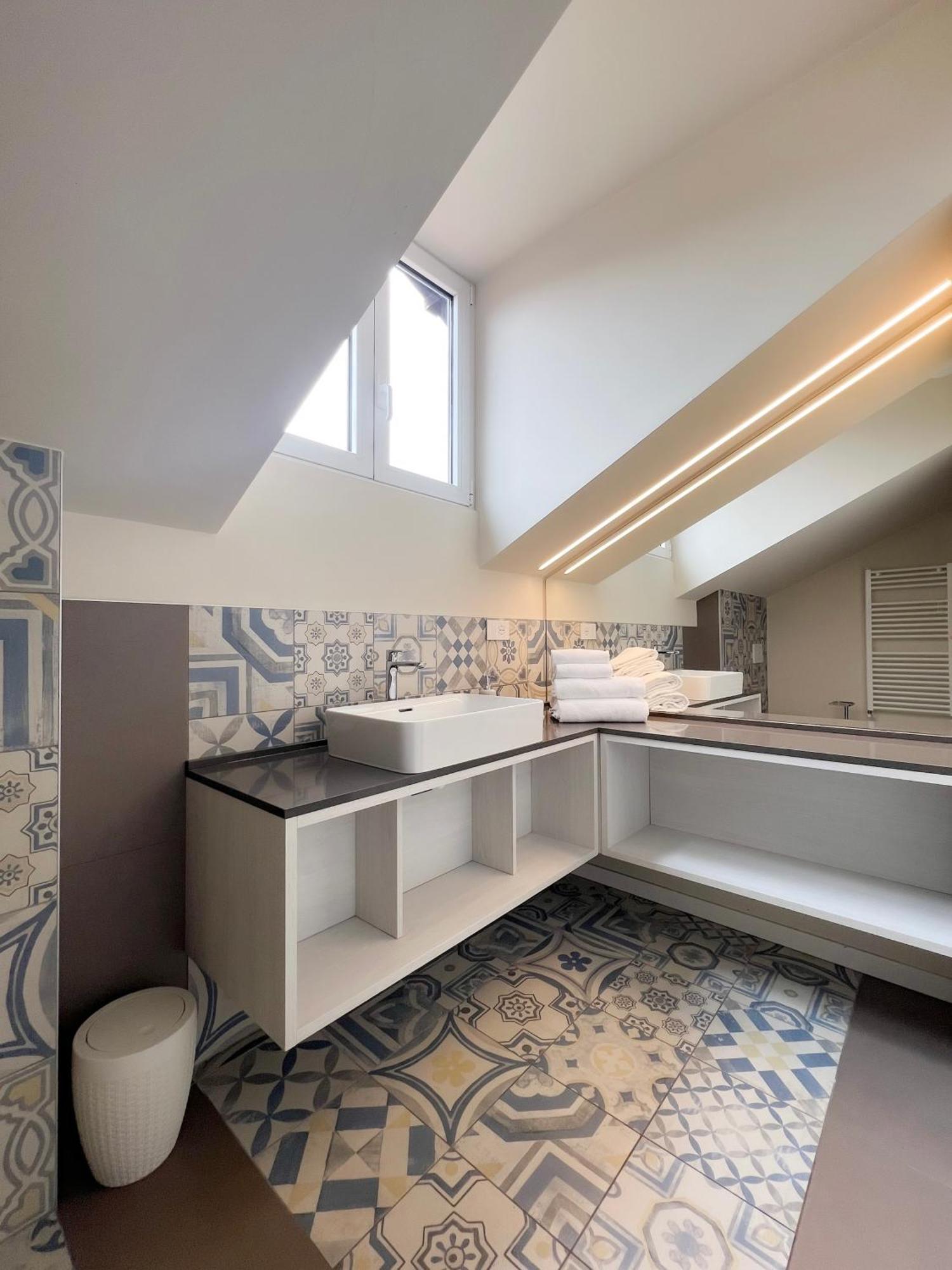 Comecasa 10 Minutes Walk From Duomo 2 Bedroom Apartment