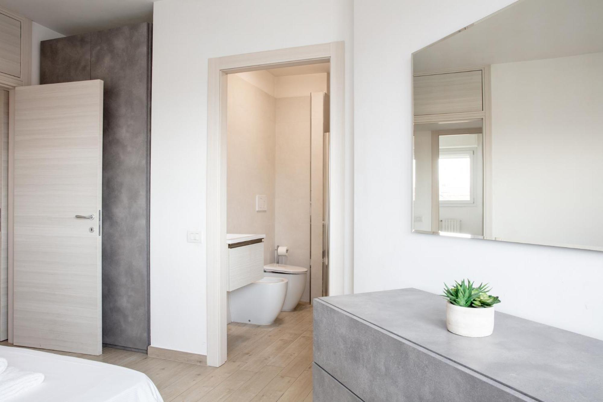 Dehomes - Porta Genova Luxury Appartement