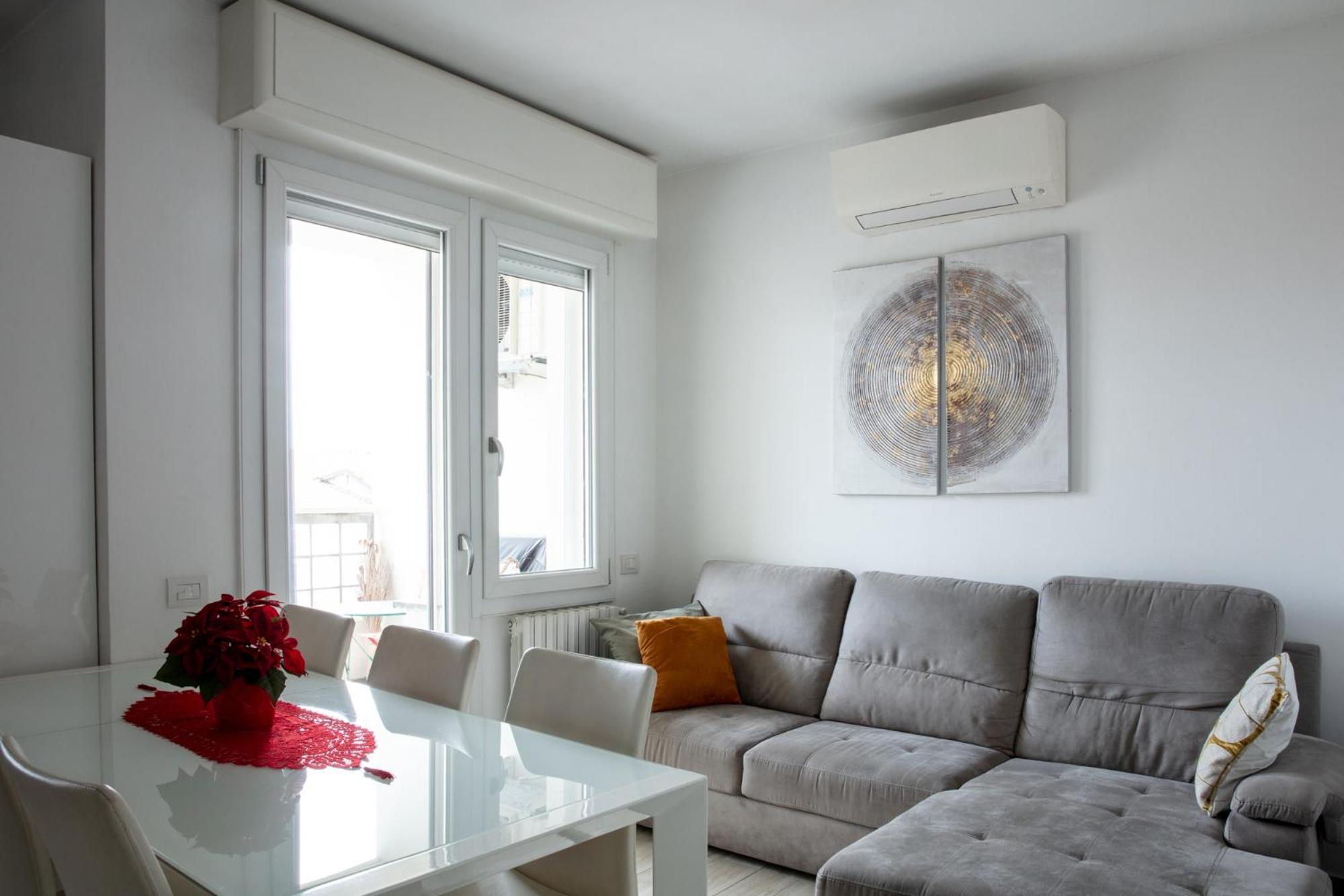 Dehomes - Porta Genova Luxury