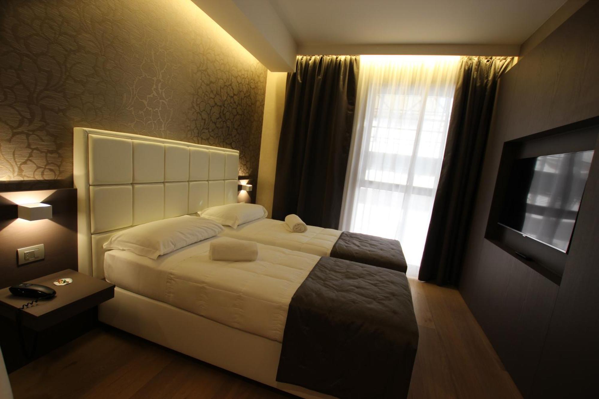 Mokinba Baviera Hotel Milano