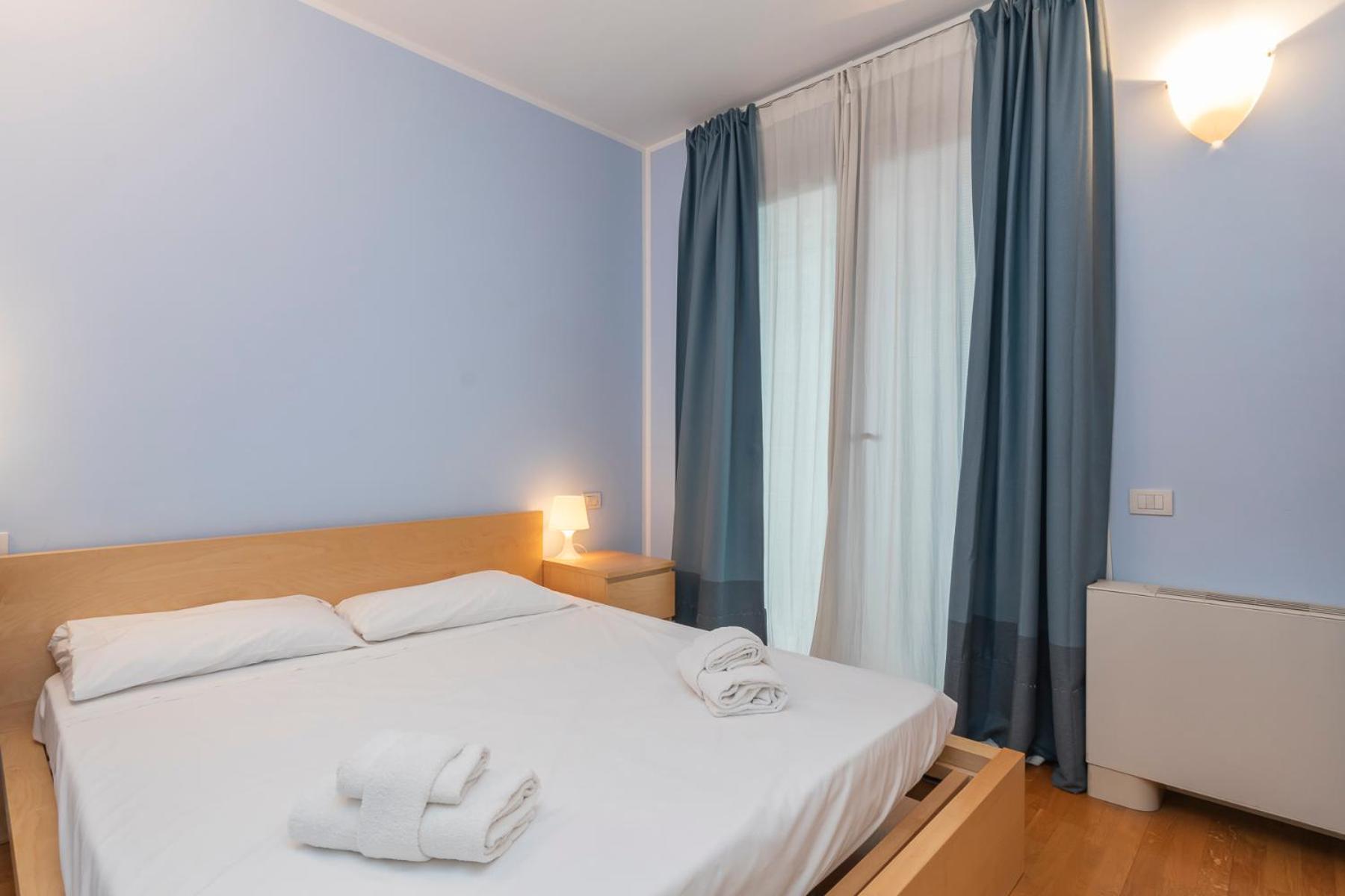 Xenia - Spacious Three-room 10 Min From Linate Milan