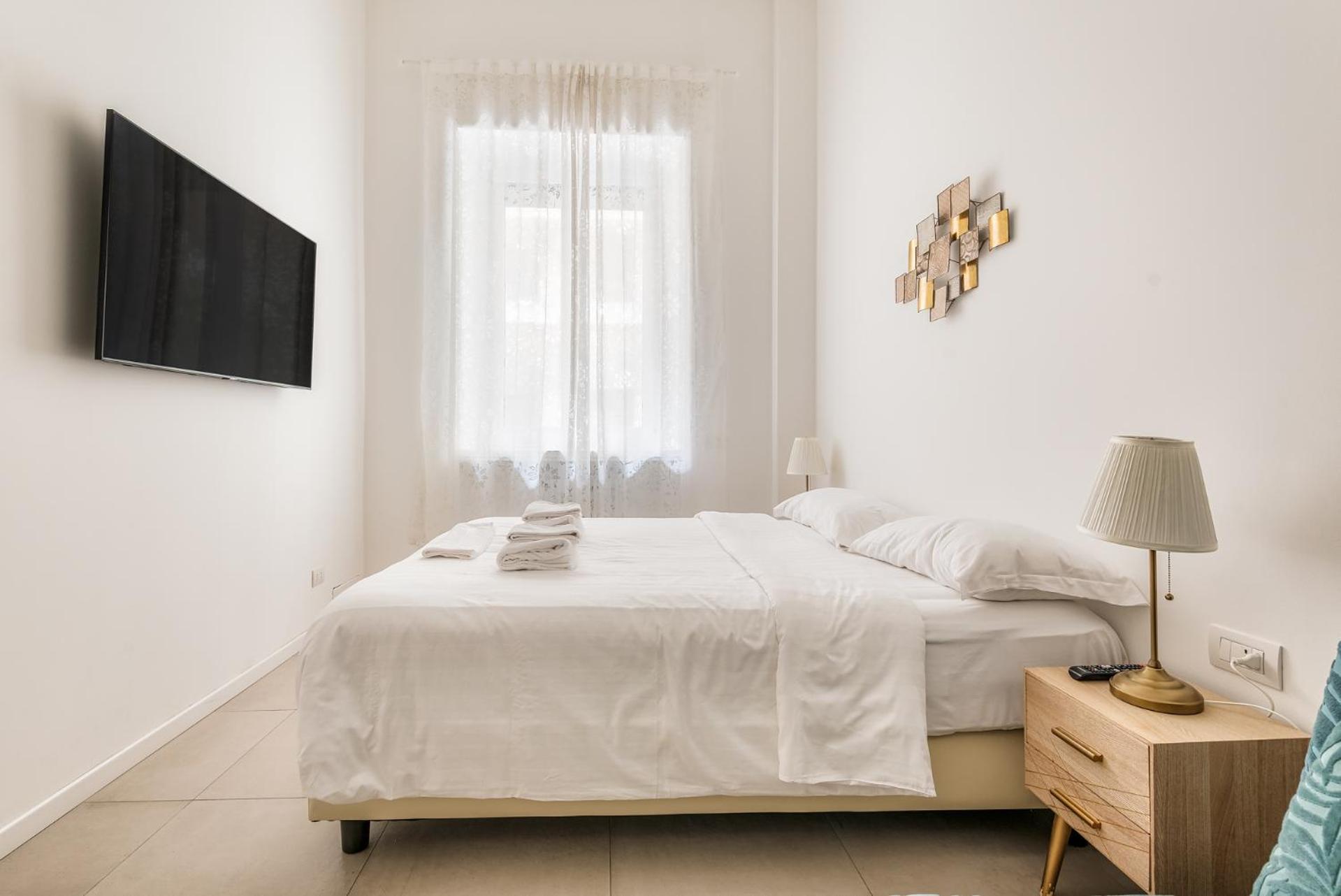 Brand New 5 Pax Wifi Corso Sempione Apartment *