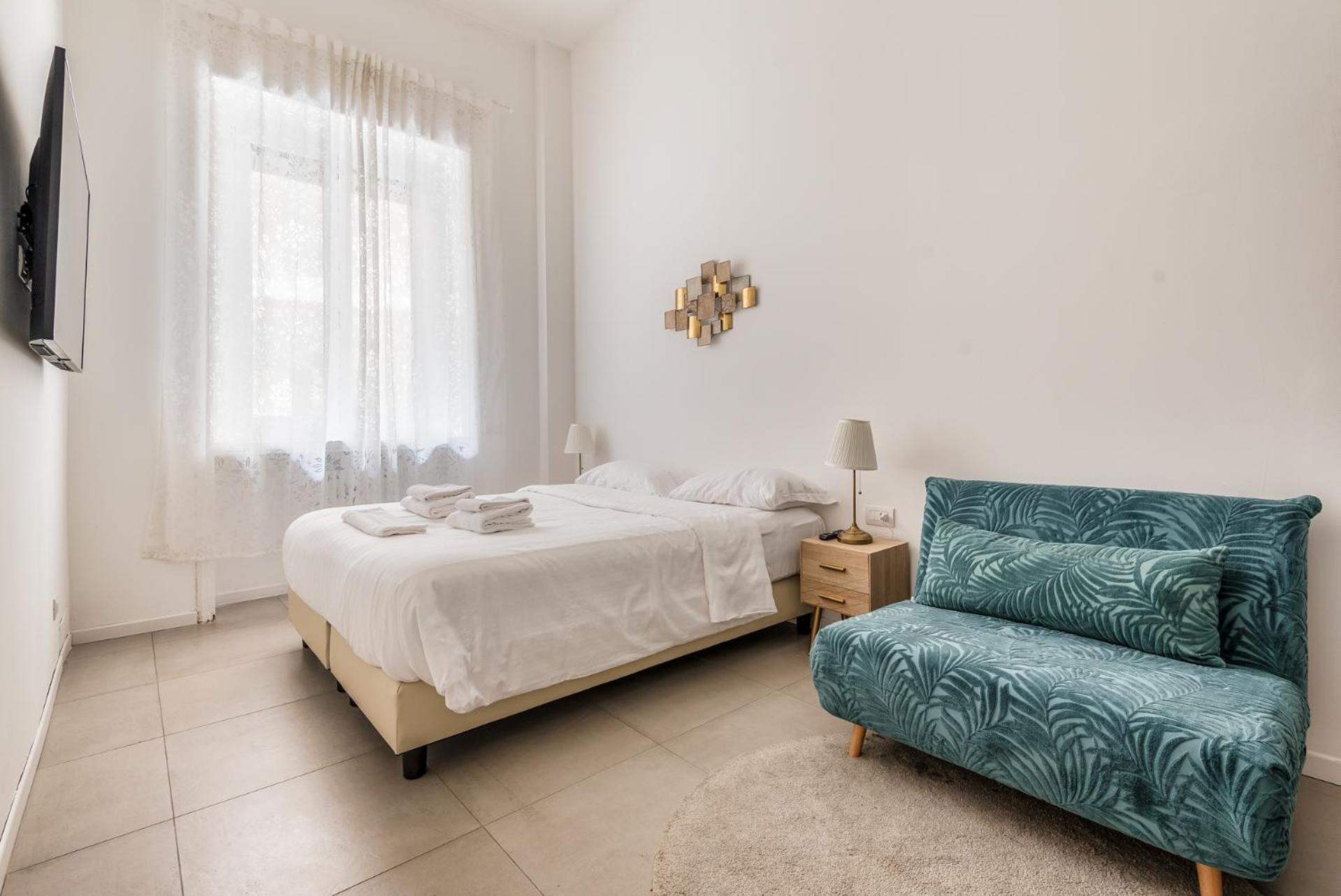 Brand New 5 Pax Wifi Corso Sempione Apartment Mailand