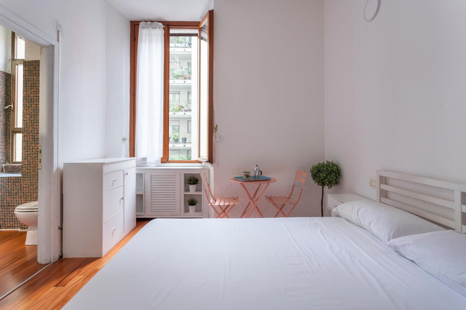 New! Lovely & Friendly In Center D