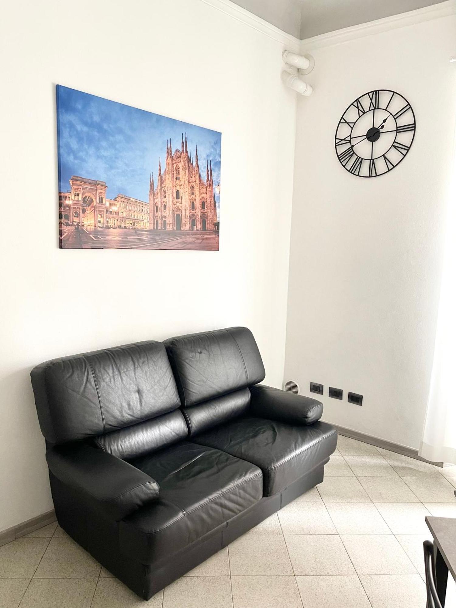 Apartment Bilocale Zona Navigli *