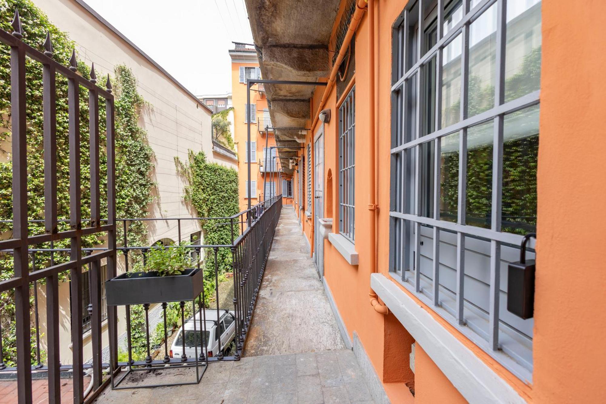 Apartment Porta Genova Cozy By 101flats
