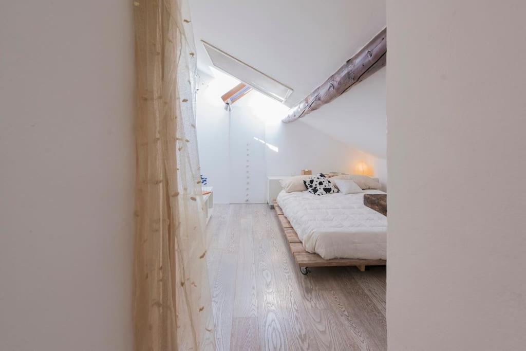Apartment Design&terrazzo A 5 Min Dal Centro - Laura's House Milan