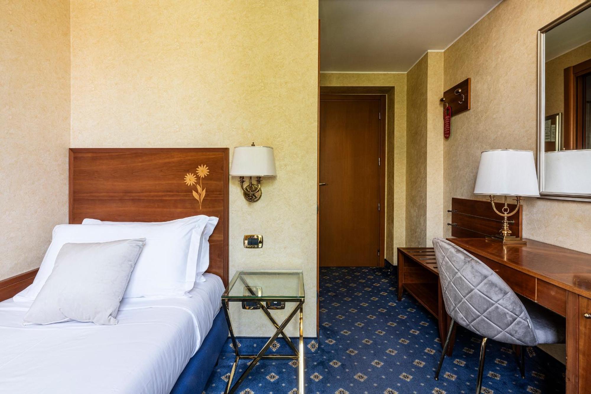 Boutique Dieci Hotel 4*
