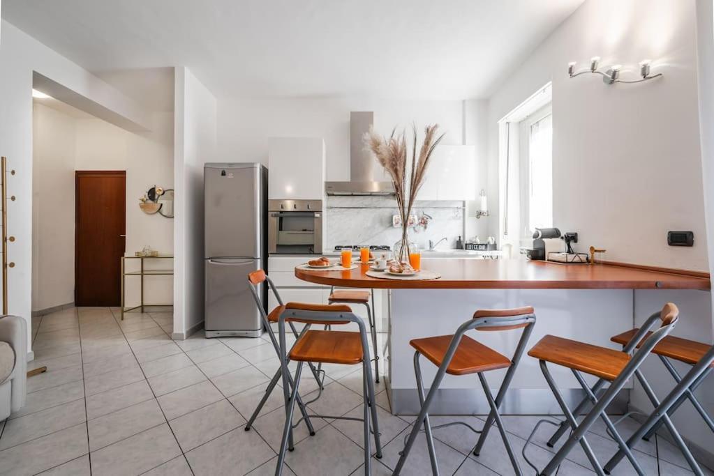 Nuovissima Dimora Con Terrazzino Milano