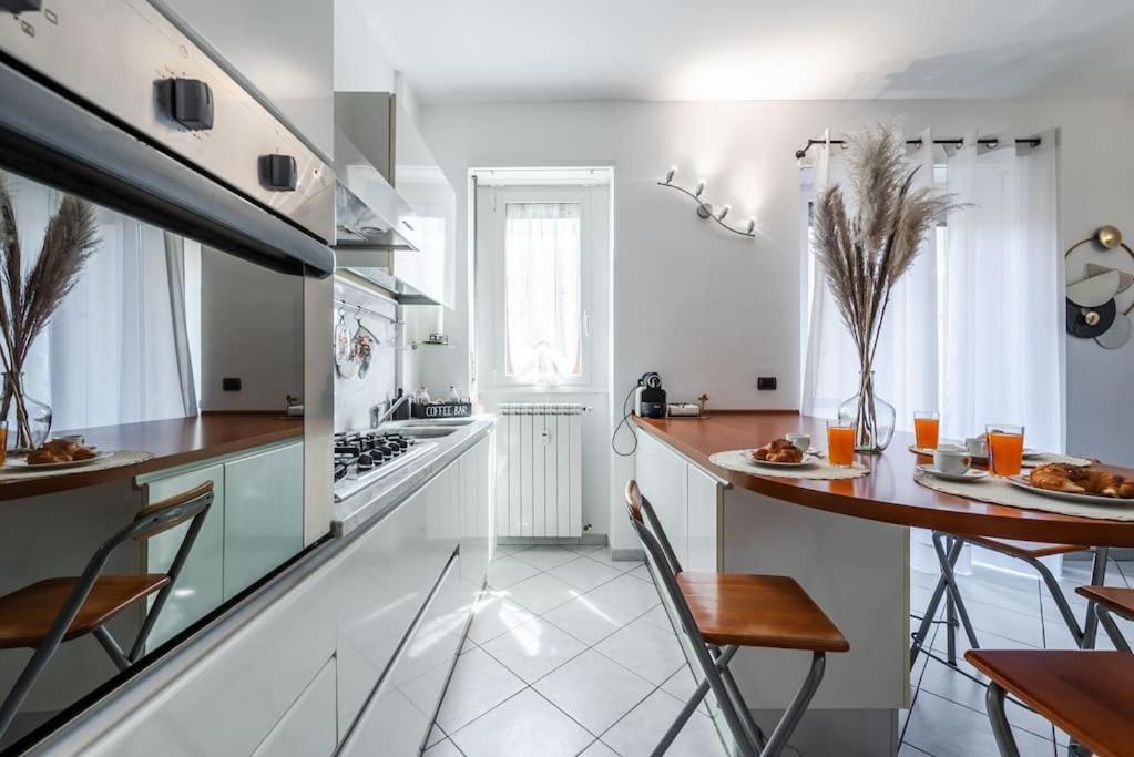 Nuovissima Dimora Con Terrazzino Leilighet Milano