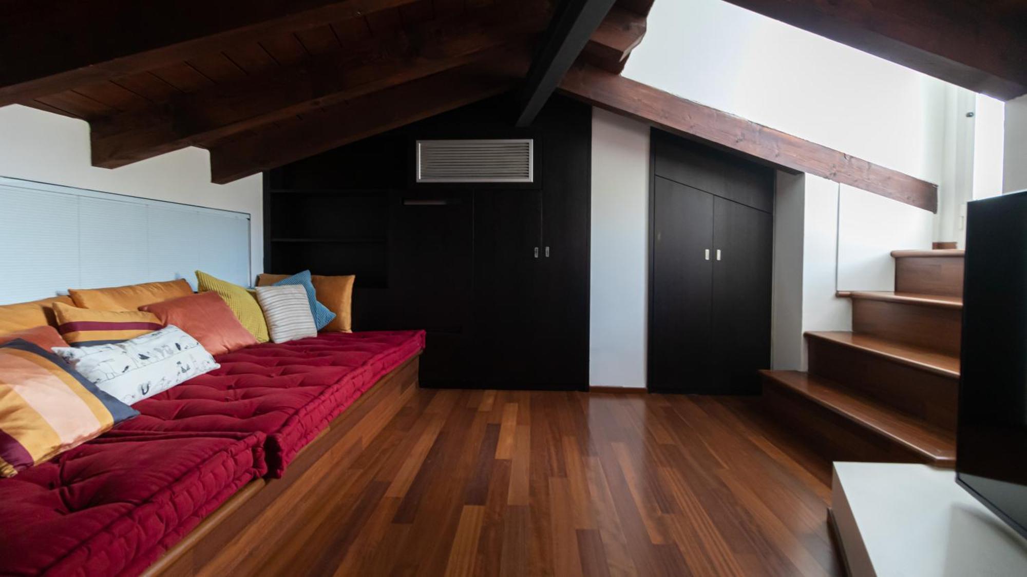 Italianway - Fabbri 12 D * Milan