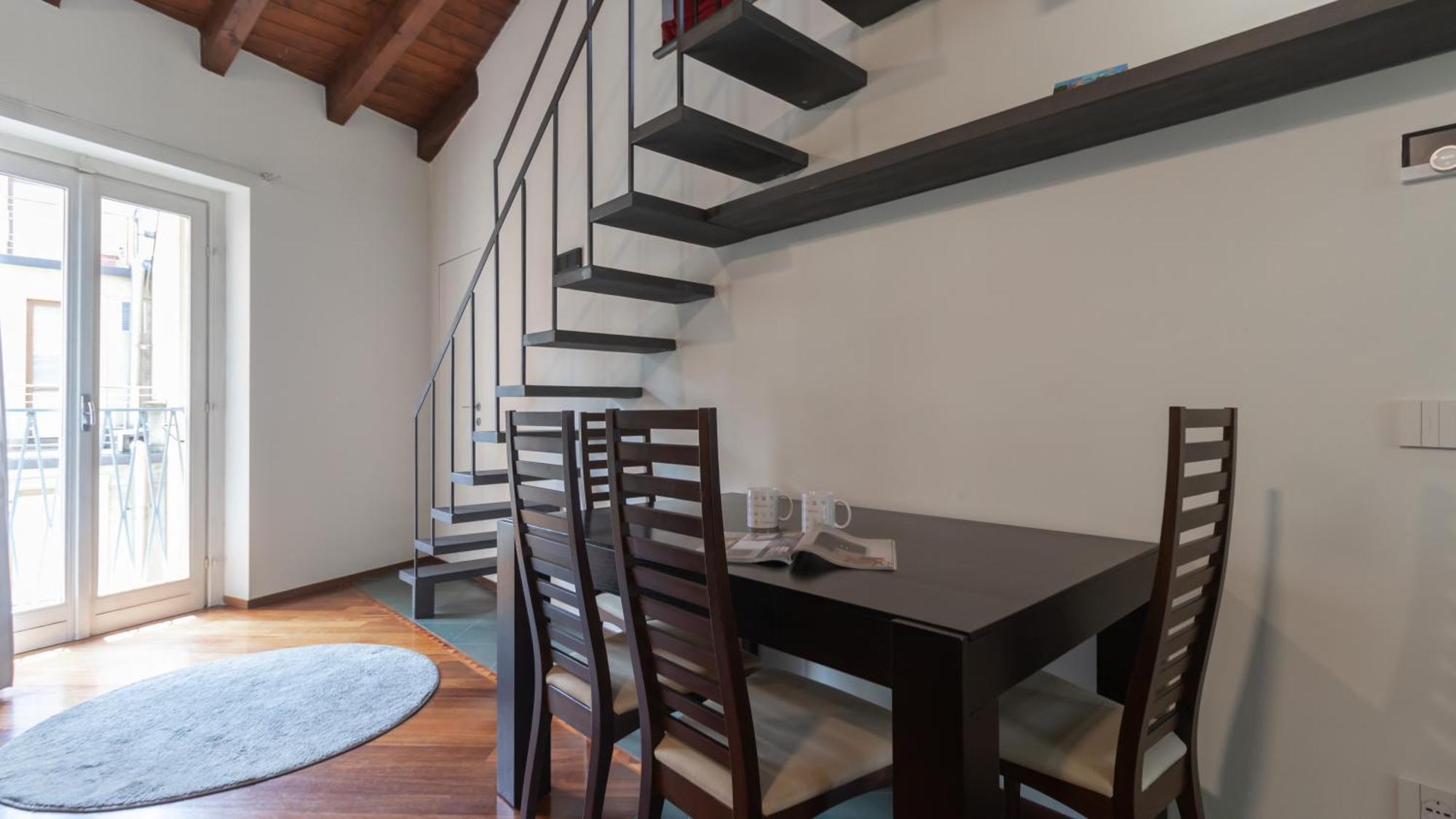 Italianway - Fabbri 12 D * Milan