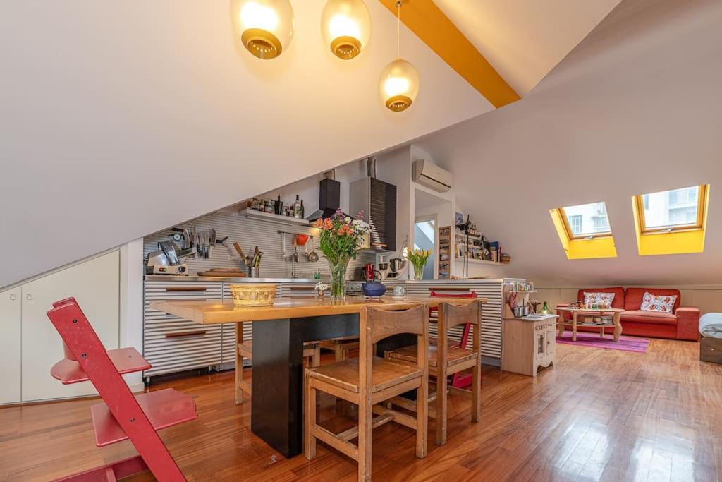 The Colorful Nest Apartment *