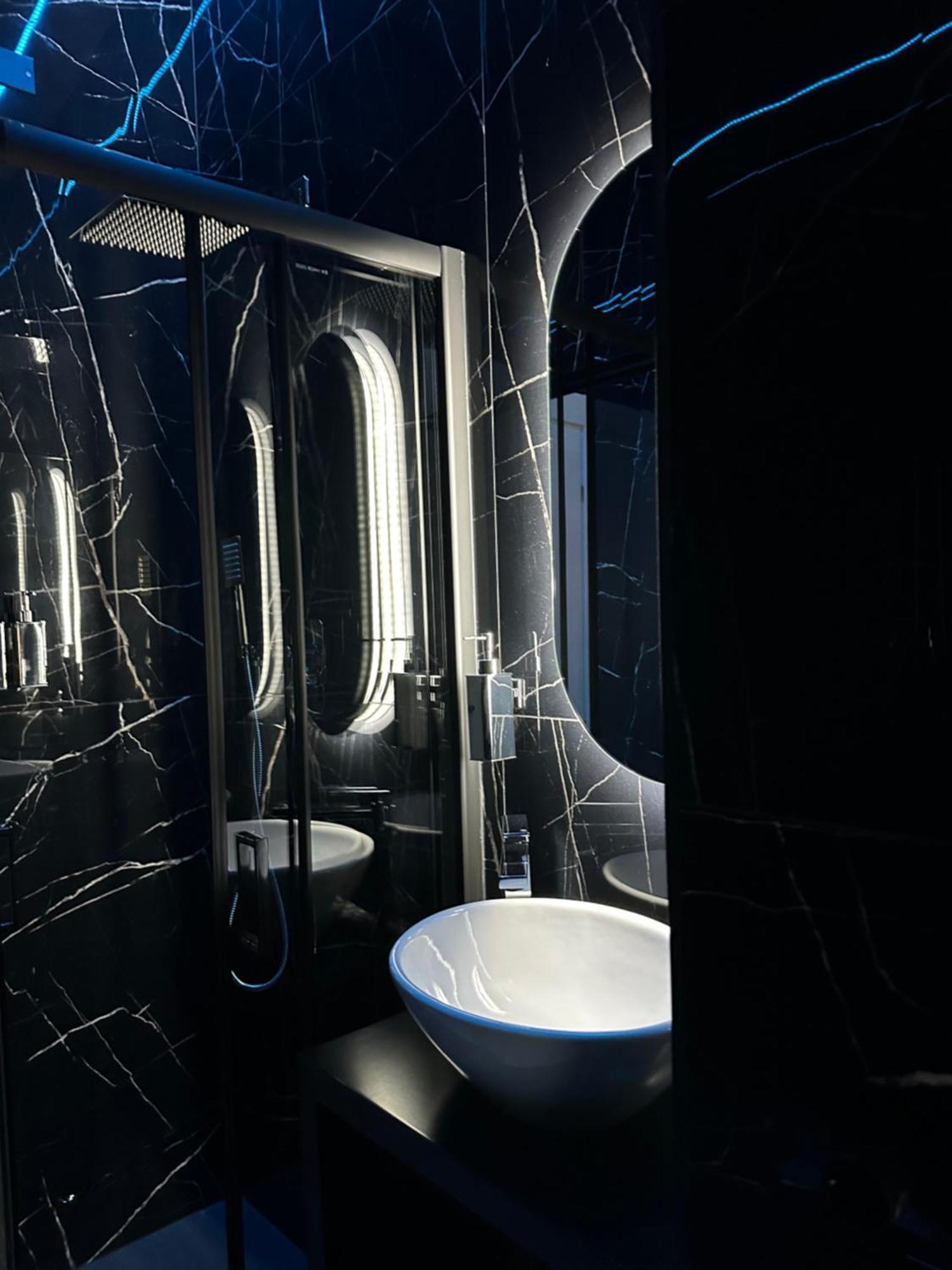 Hub Private Leilighet *
