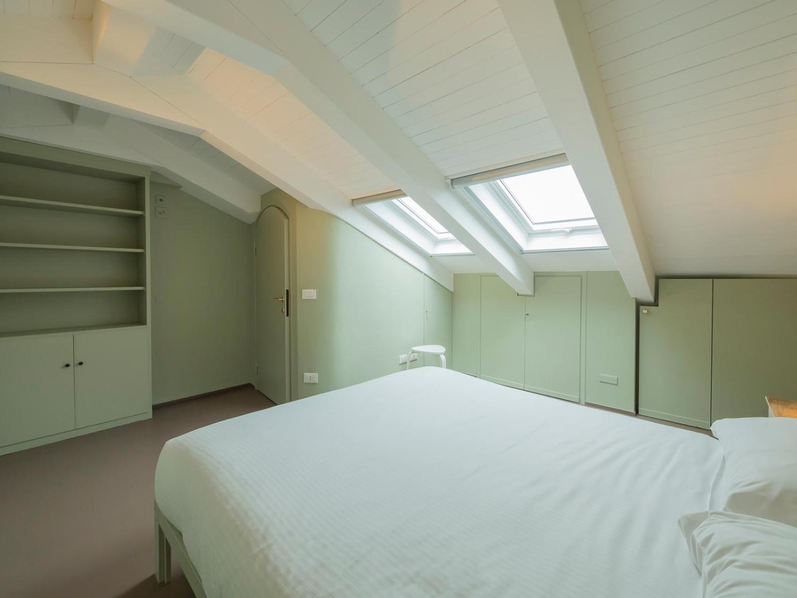Xenia - Attic In San Siro Area Appartamento
