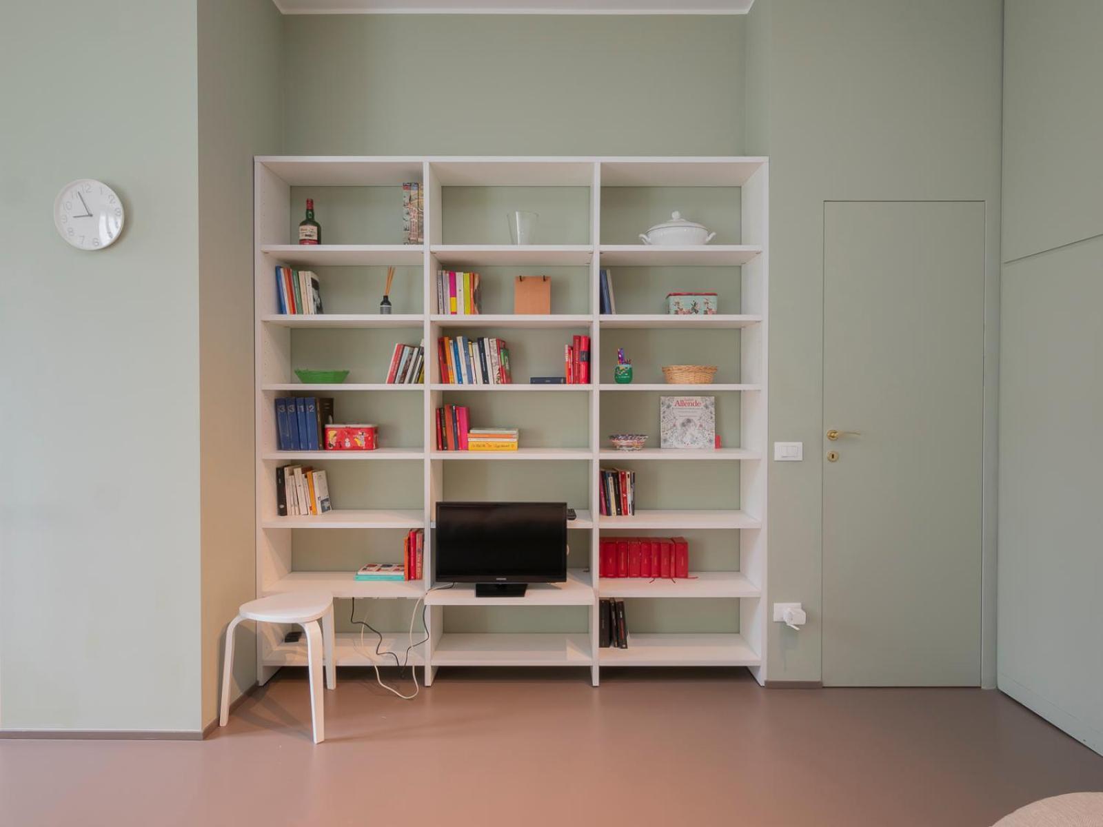 Xenia - Attic In San Siro Area Milano