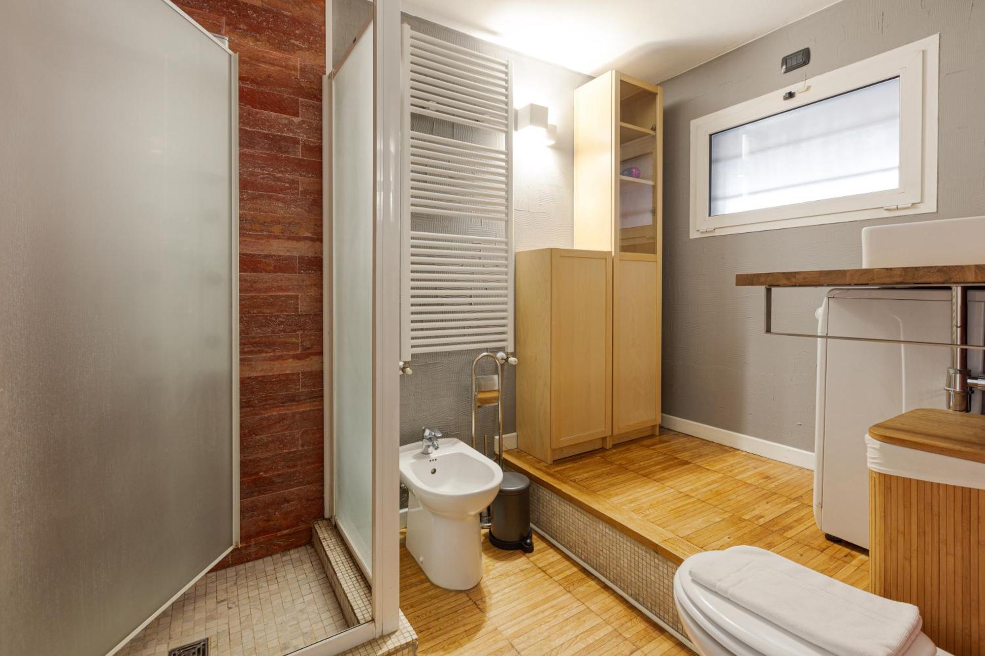 - Gorla M1 Modern Studio! Lejlighed *