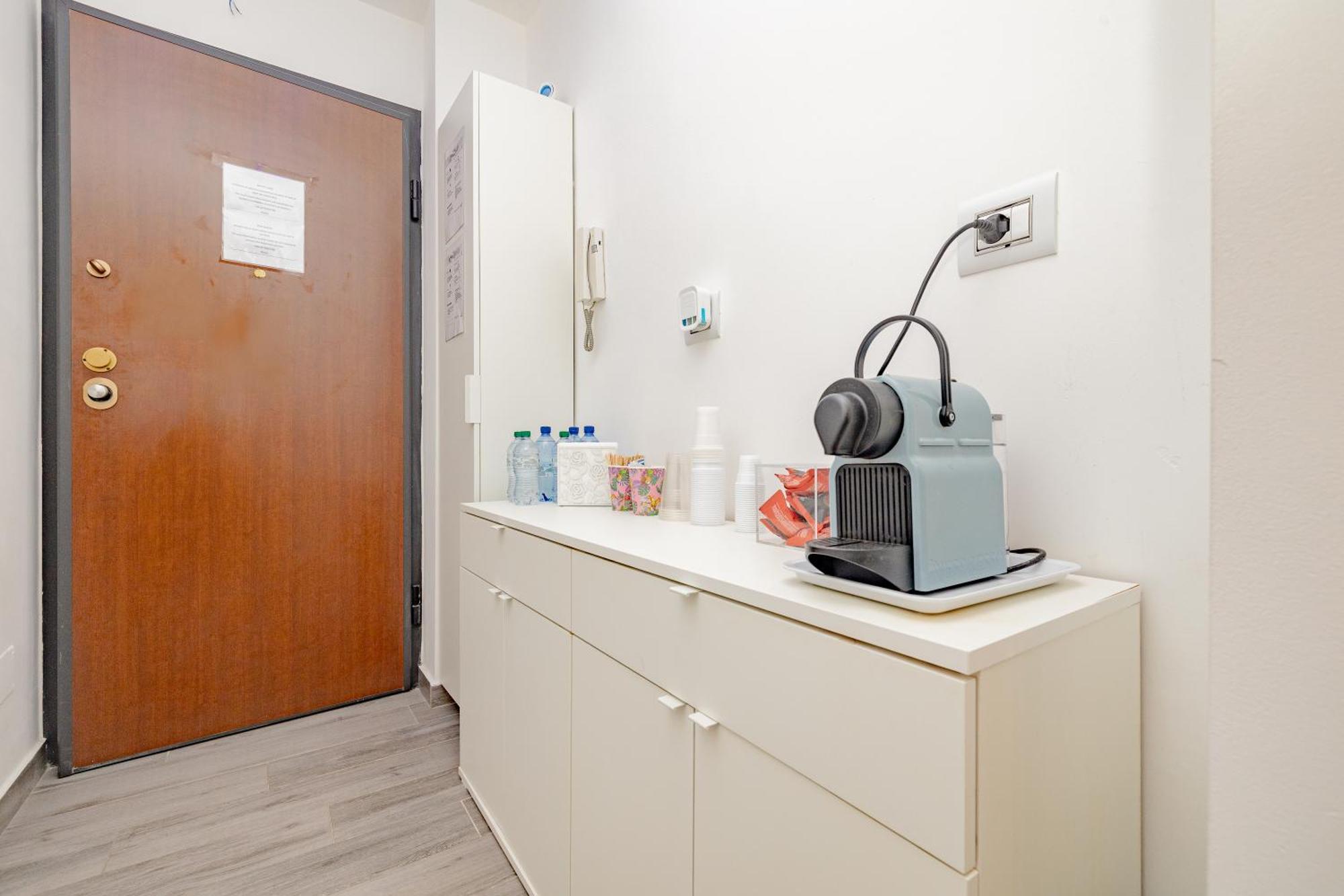 Cozy - 2 Gjestgiverier Milano