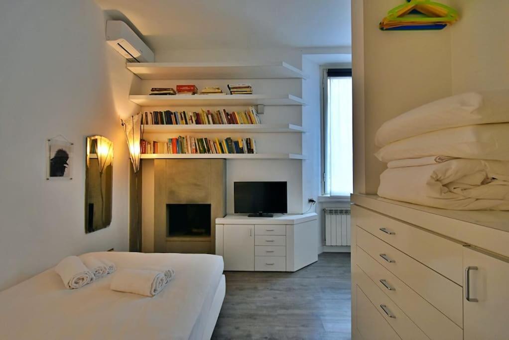 Apartment The Navgl, Downtown Milano! *