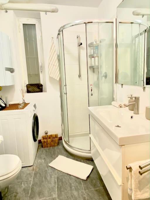 Duomo Area 2 Bedroom Deluxe * Milano