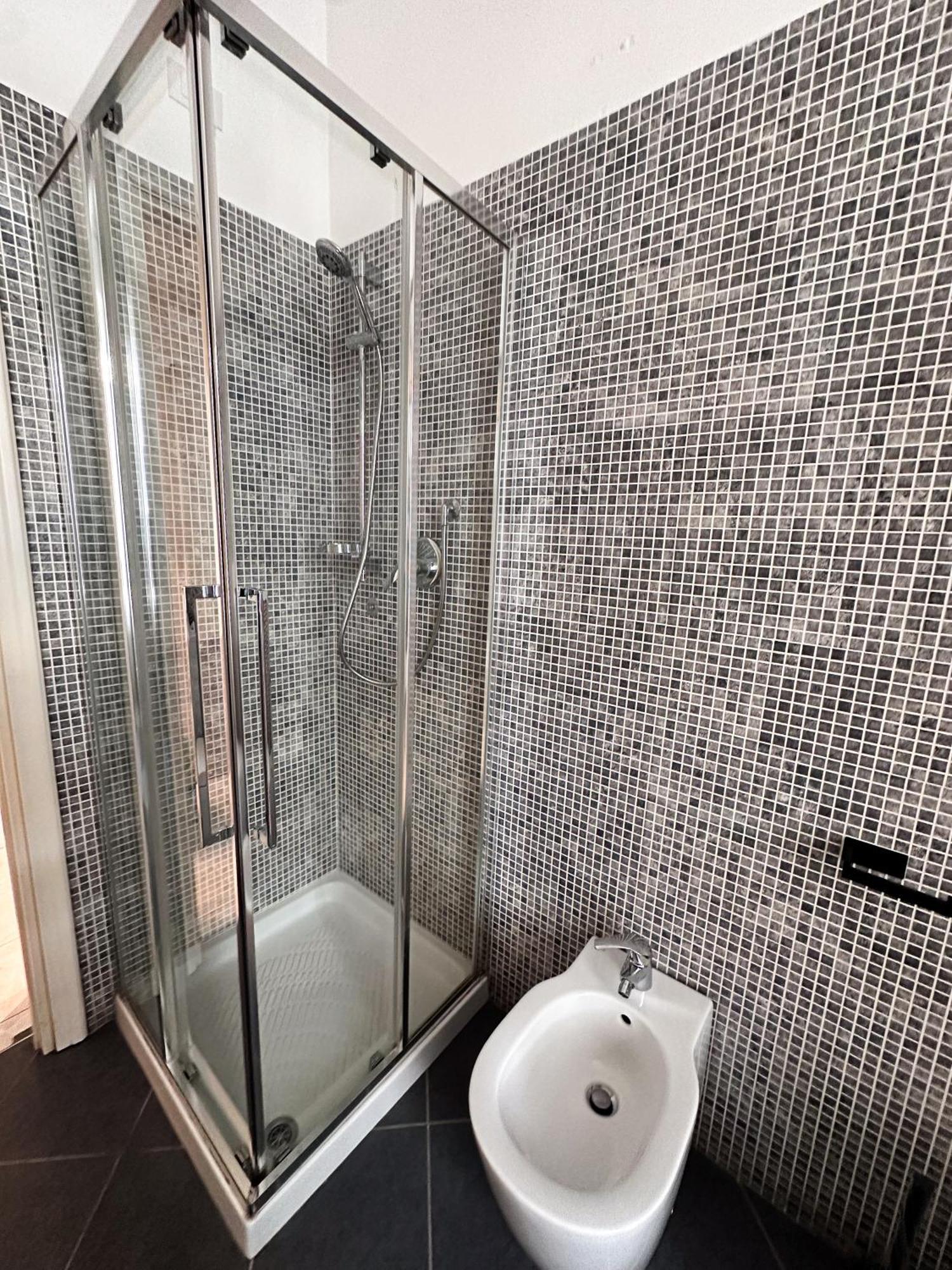 Washington Apartment *