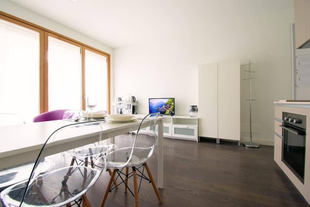 Corso Vercelli Cozy Modern Flat Appartamento