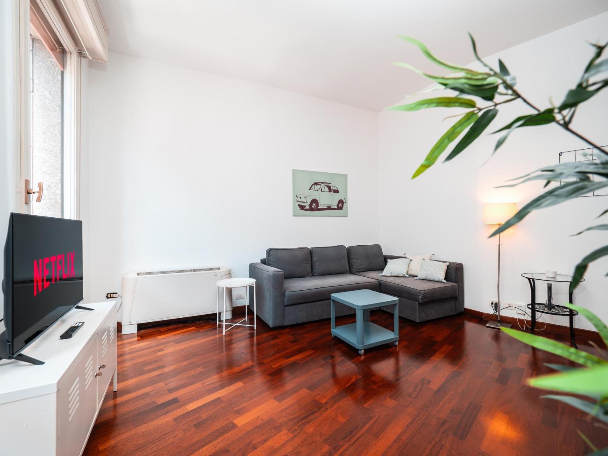 Keys Of Italy - Piazza Vetra Roomy Appartamento *