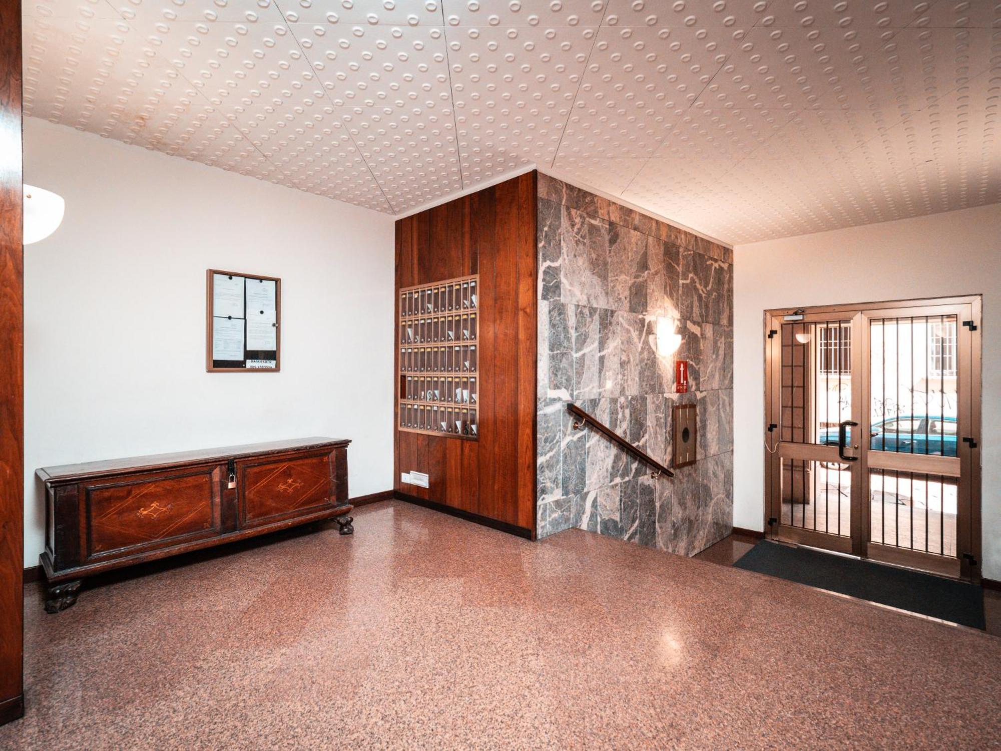Keys Of Italy - Piazza Vetra Roomy Appartamento