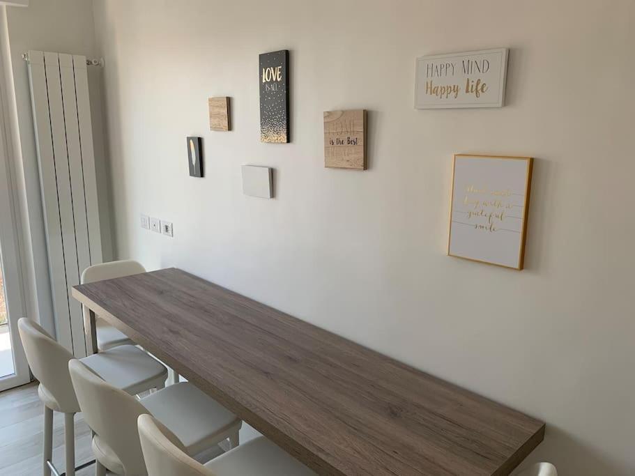 Trilocale Con Vista E Due Bagni Vicino Citylife Leilighet