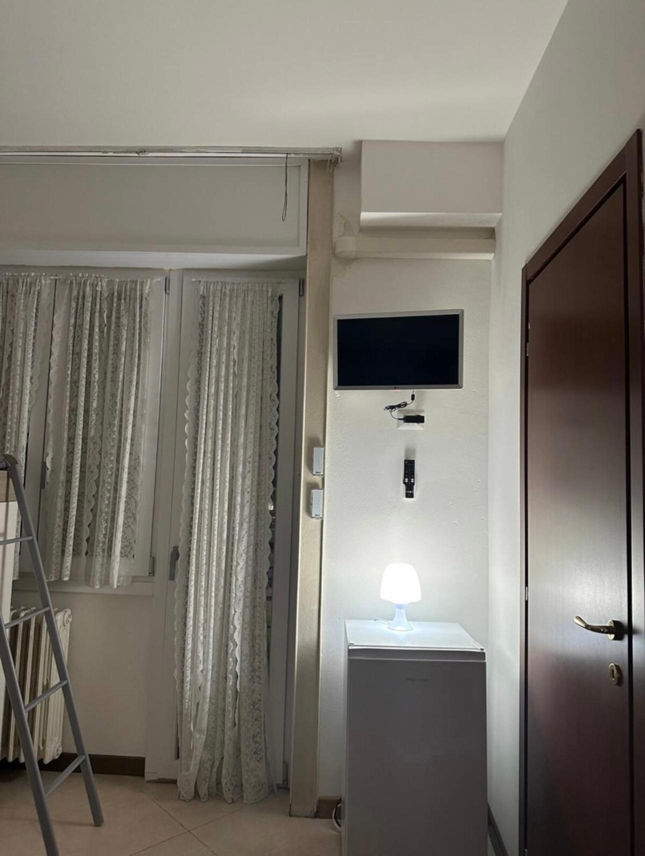 Gasthof Gigli, Con Cucina In Comune E Terrazza Mailand