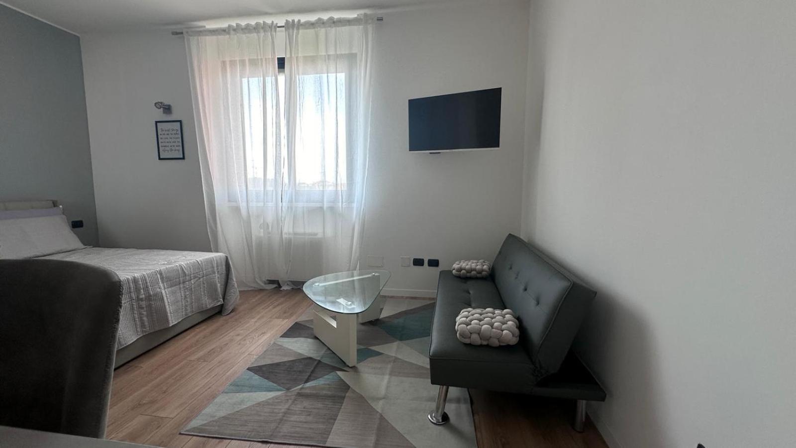 Monolocale Ovidio Aparthotel *