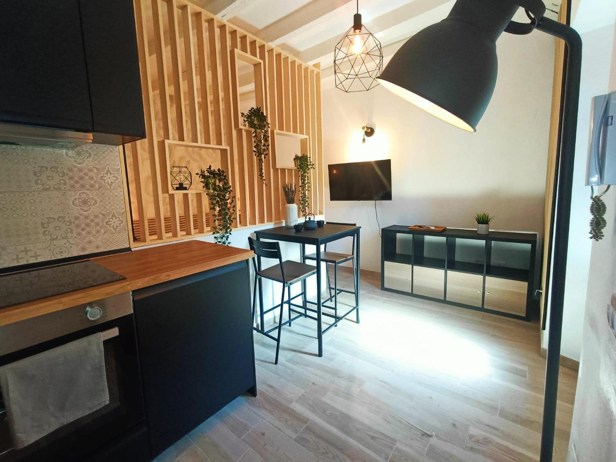 Yr - Ticinese Apartment