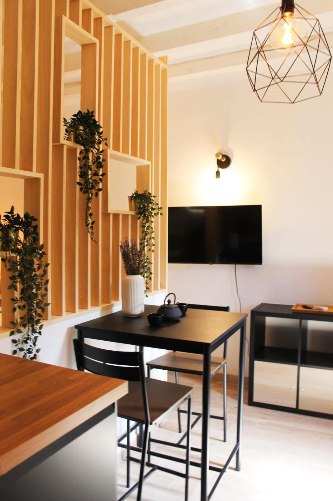 Yr - Ticinese Apartment