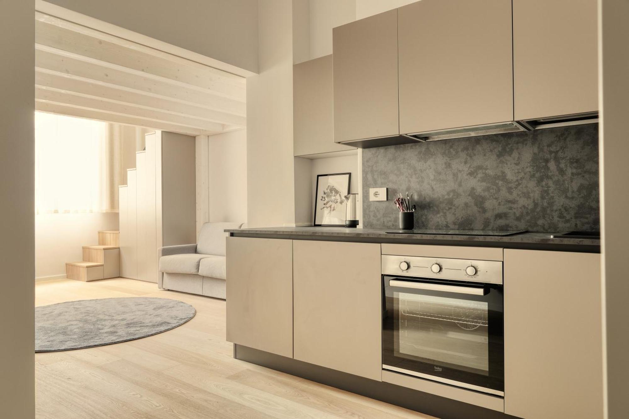 Cenisio 23 * Milan