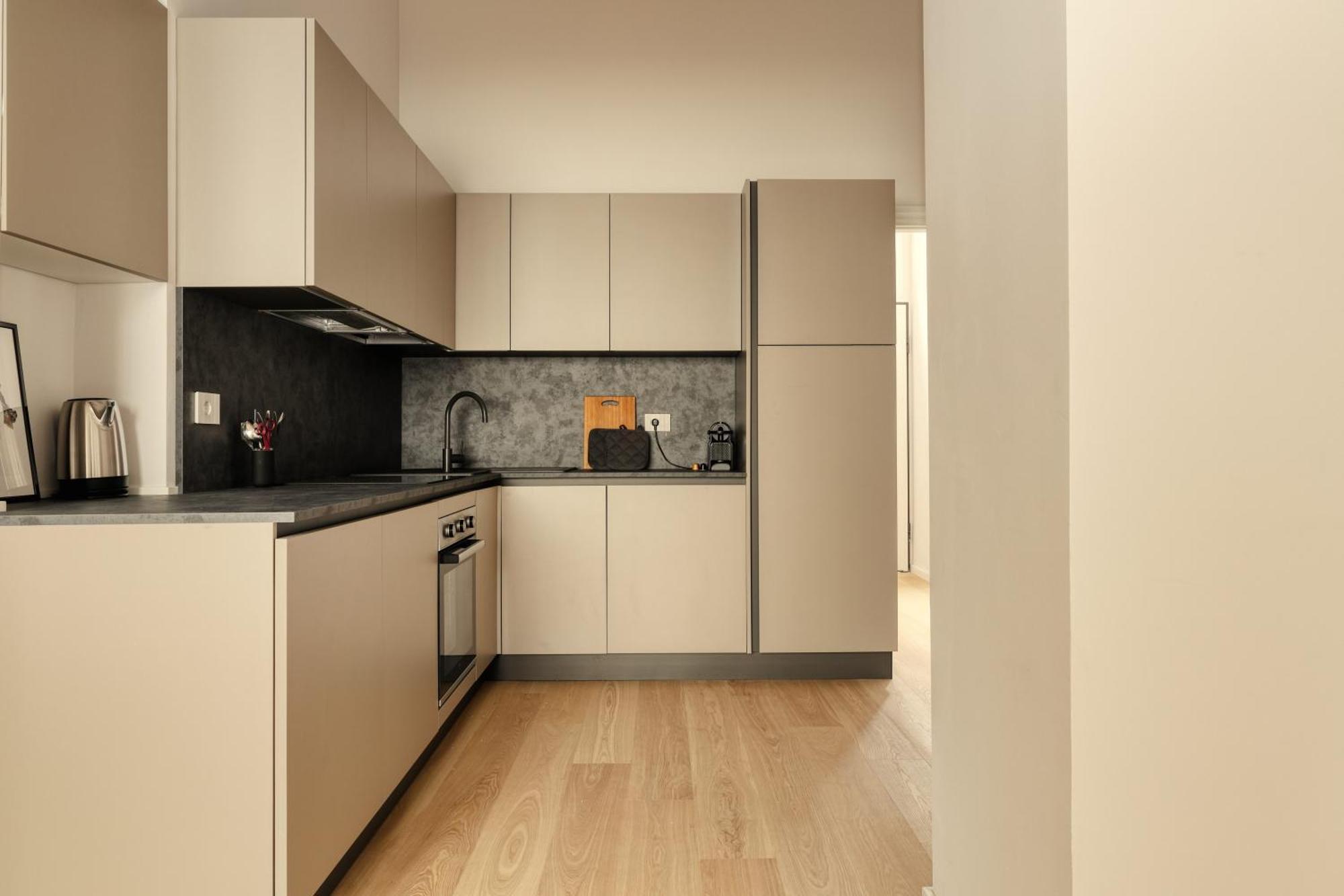 Cenisio 23 * Milan