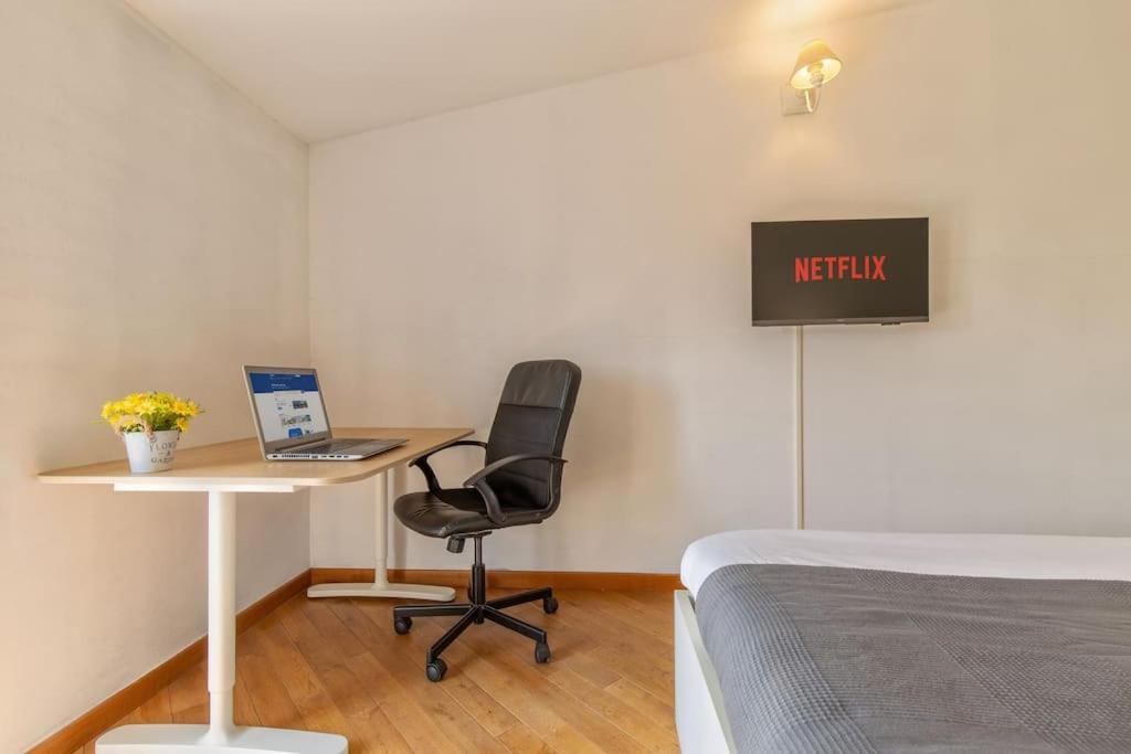 Unique & Strategic Flat, 50m From M4 Station Lejlighed Milano