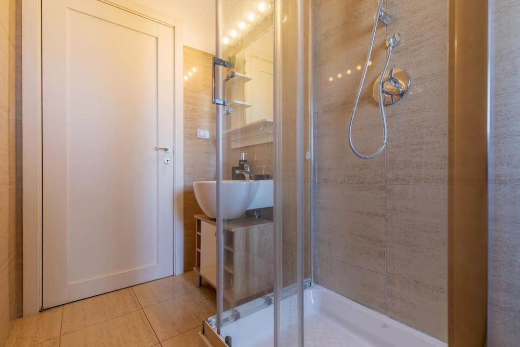 Unique & Strategic Flat, 50m From M4 Station * Milano