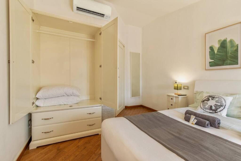 Unique & Strategic Flat, 50m From M4 Station Milano