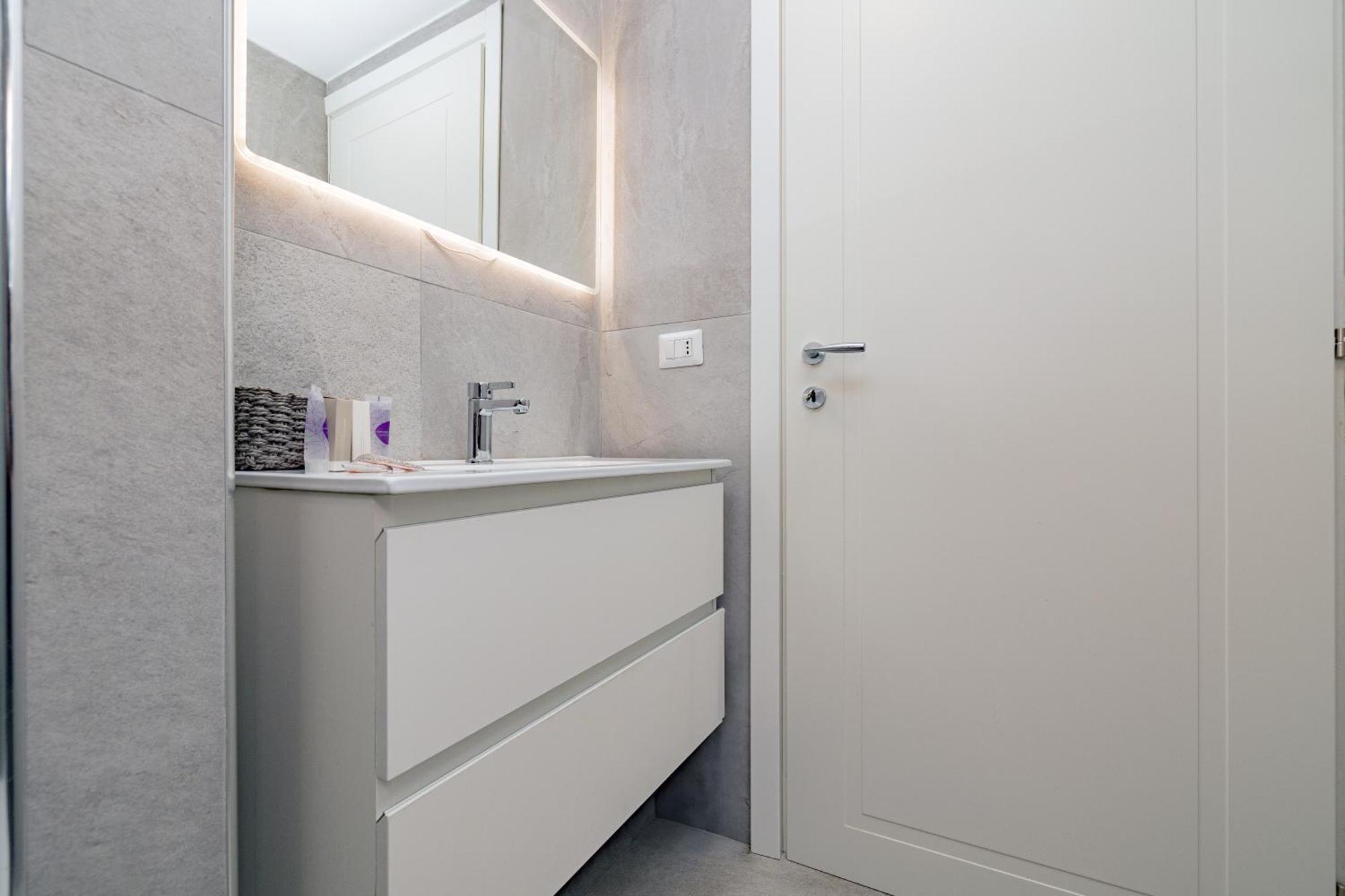 Appartement Arco Della Pace - Canonica 81