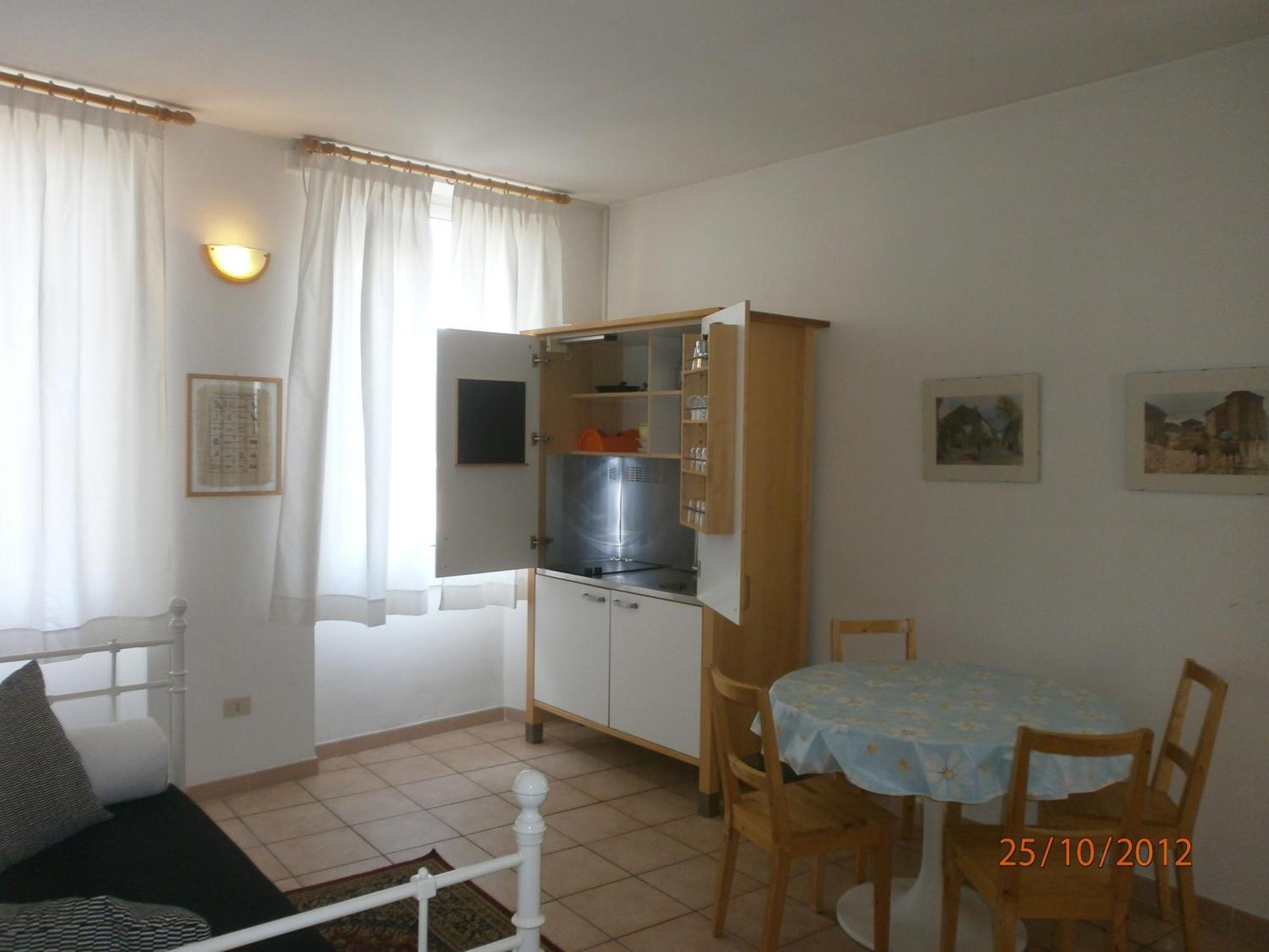 Victoria 2* Milano