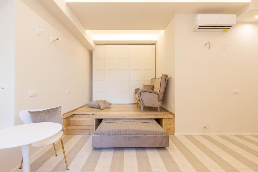 5fo6 Navigli - Duomo - Boho - Minimal Apartment Milan