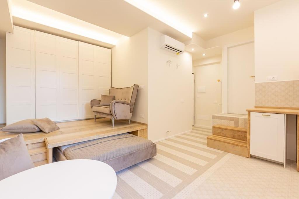 Apartment 5fo6 Navigli - Duomo - Boho - Minimal *