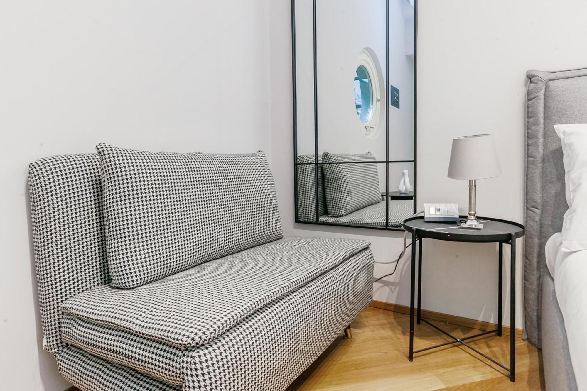 San Babila Prestige - A Few Steps From Duomo Apartment Milan